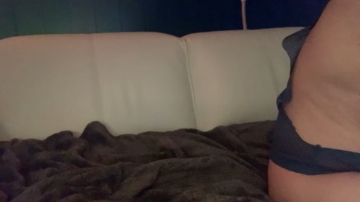 young_slut  16-11-2021